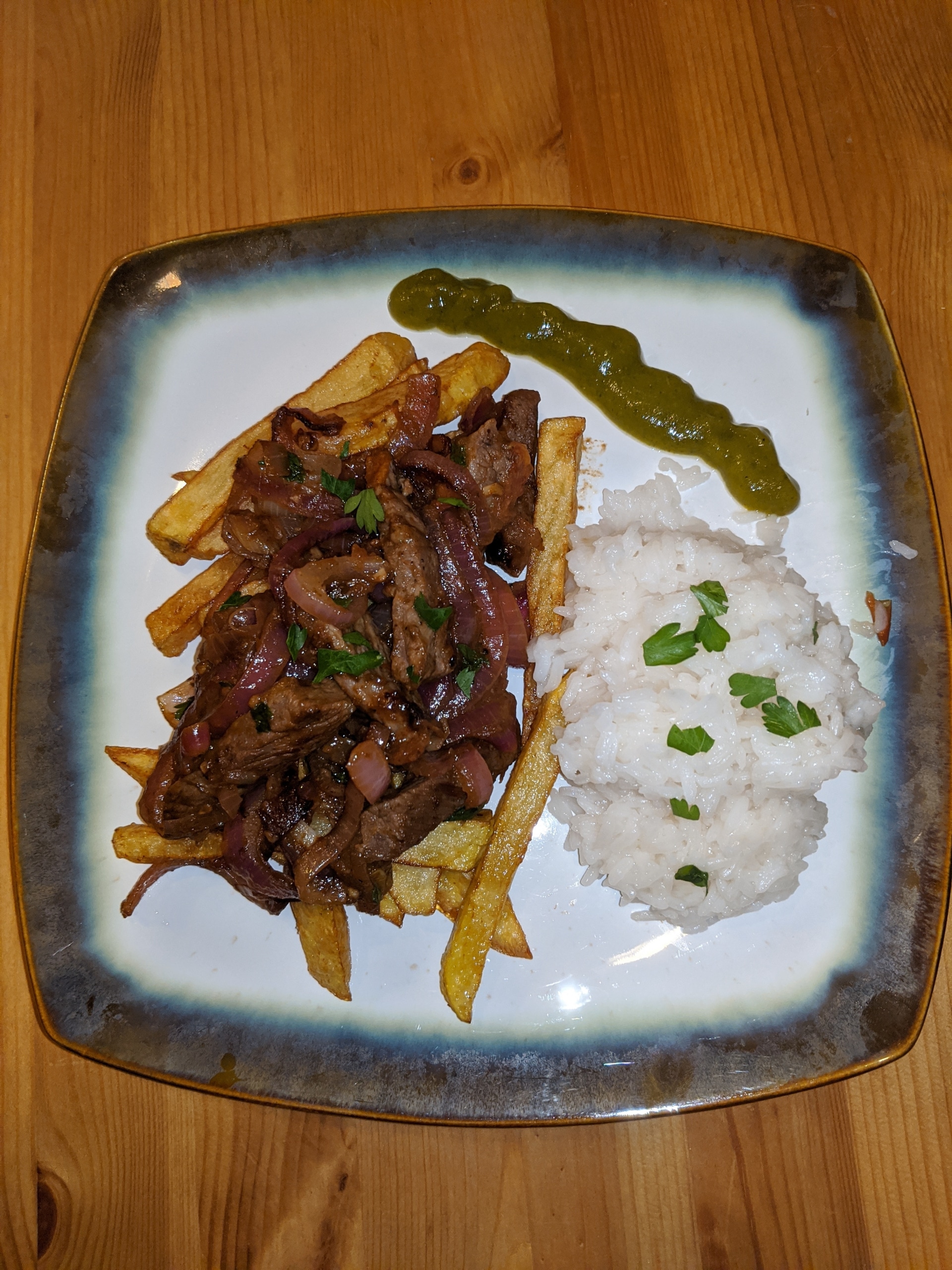 Lomo saltado